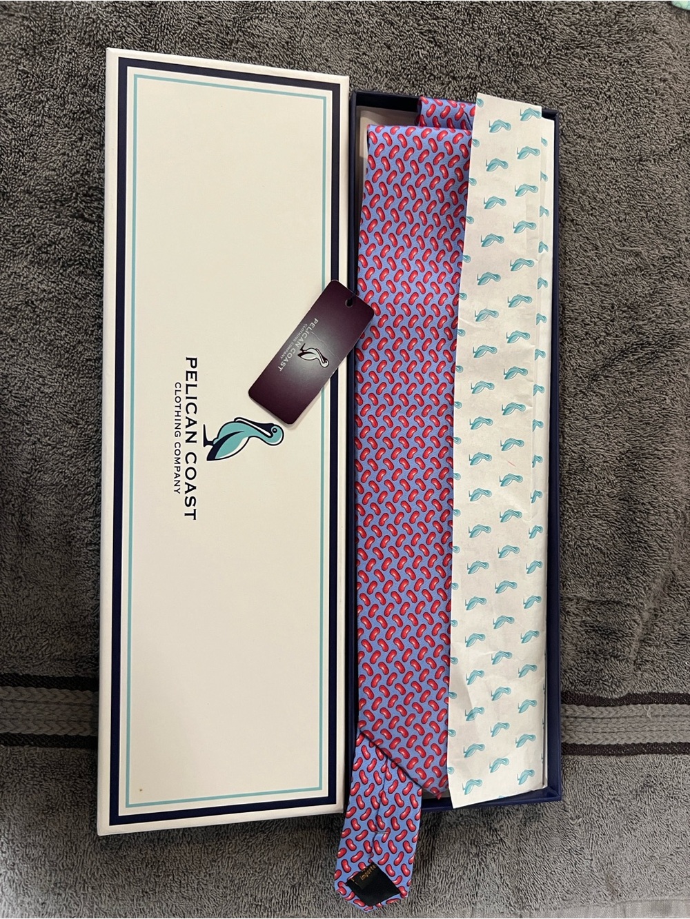Pelican Coast men’s blue tie with jellybeans